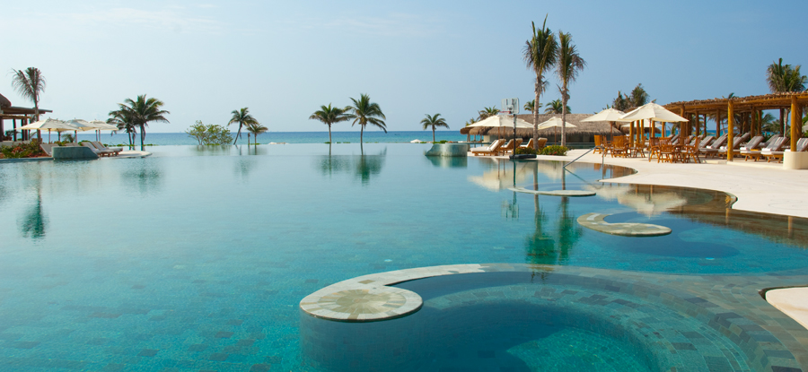 Grand Velas Pool